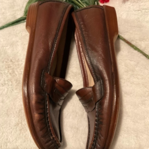 SAS Loafers - Picture 2 of 5